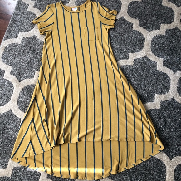 Lula Roe Carly - Picture 1 of 1